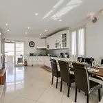 Casa Patino - Happy *